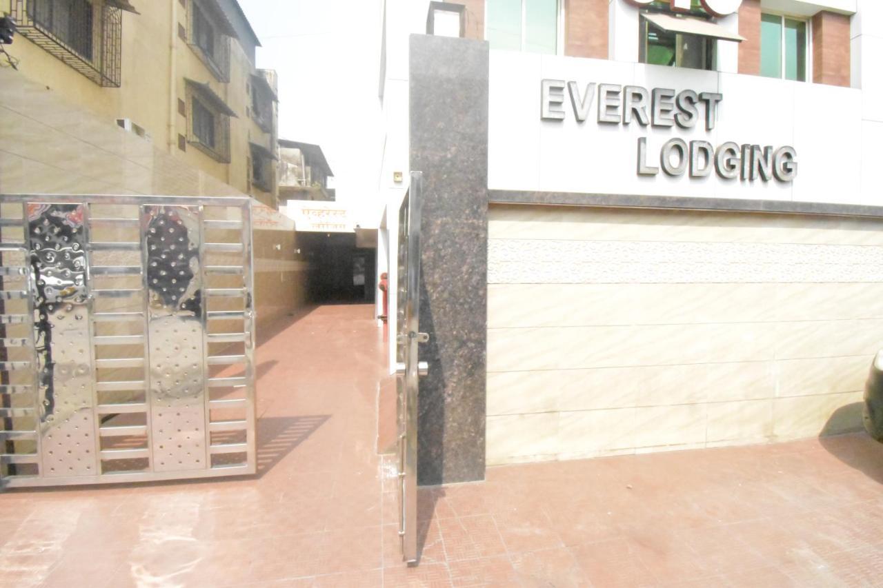 Hotel Everest Lodging Navi Mumbai Exteriör bild